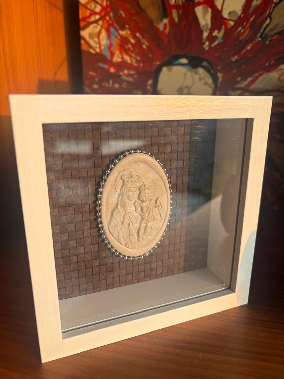 Luz y Devoción: El Cuadro Galería de Cruz de San Benito