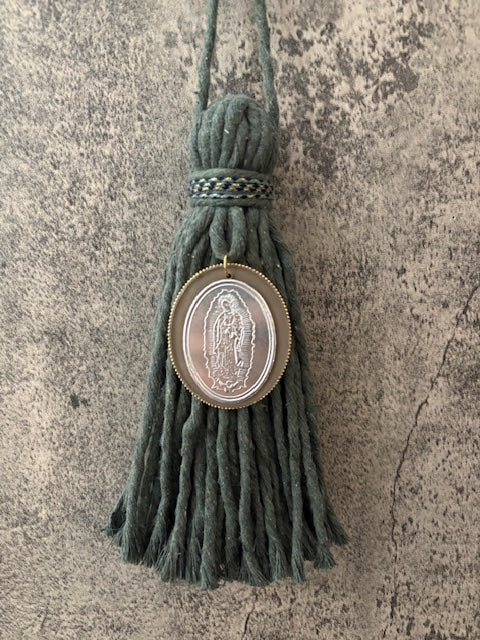 Bendicion modelo 1 de Virgen Gudalupe Verde militar