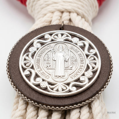 Bendición de Lujo San Benito  Edición "Gran Relieve" con Tejido de Algodón Reforzado rojo