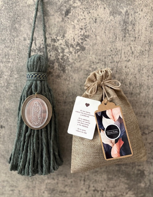 Bendicion modelo 1 de Virgen Gudalupe Verde militar