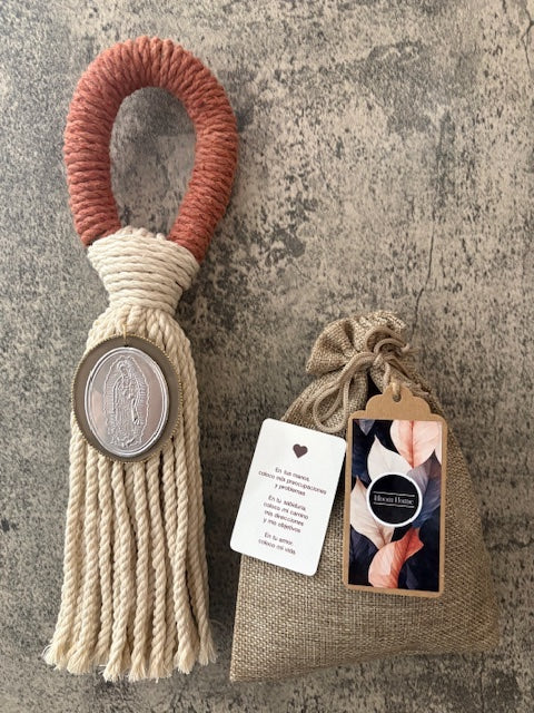 Bendicion modelo 2 Virgen Crudo y asa Palo Rosa