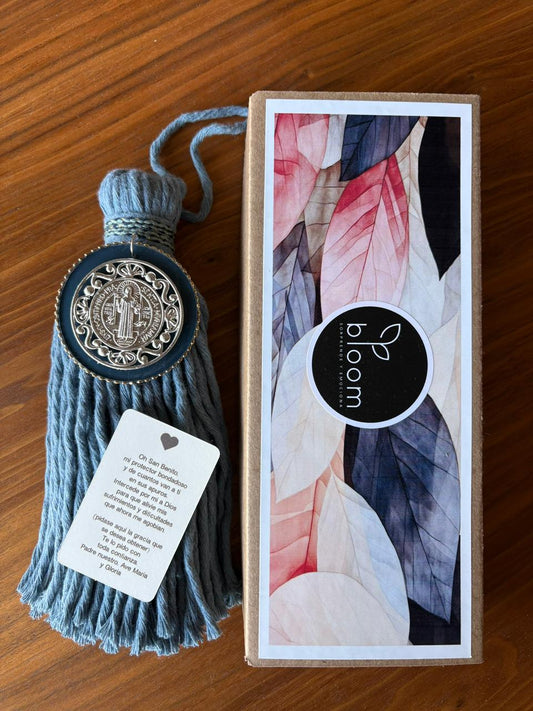 Bendiciones de san benito  borla Azul