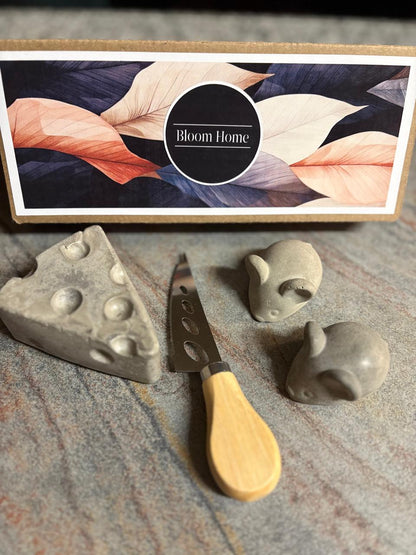 Set Gourmet "Cheese Lovers": Decoración Artesanal en Cemento con Cuchillo Especializado
